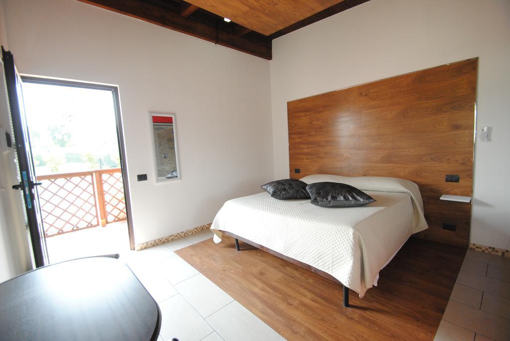 Villa Primavera Latina Dış mekan fotoğraf